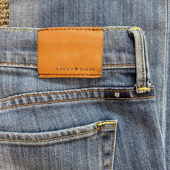 Lucky Brand Jeans Sweet’N Straight 6 Regular - Picture 6 of 6